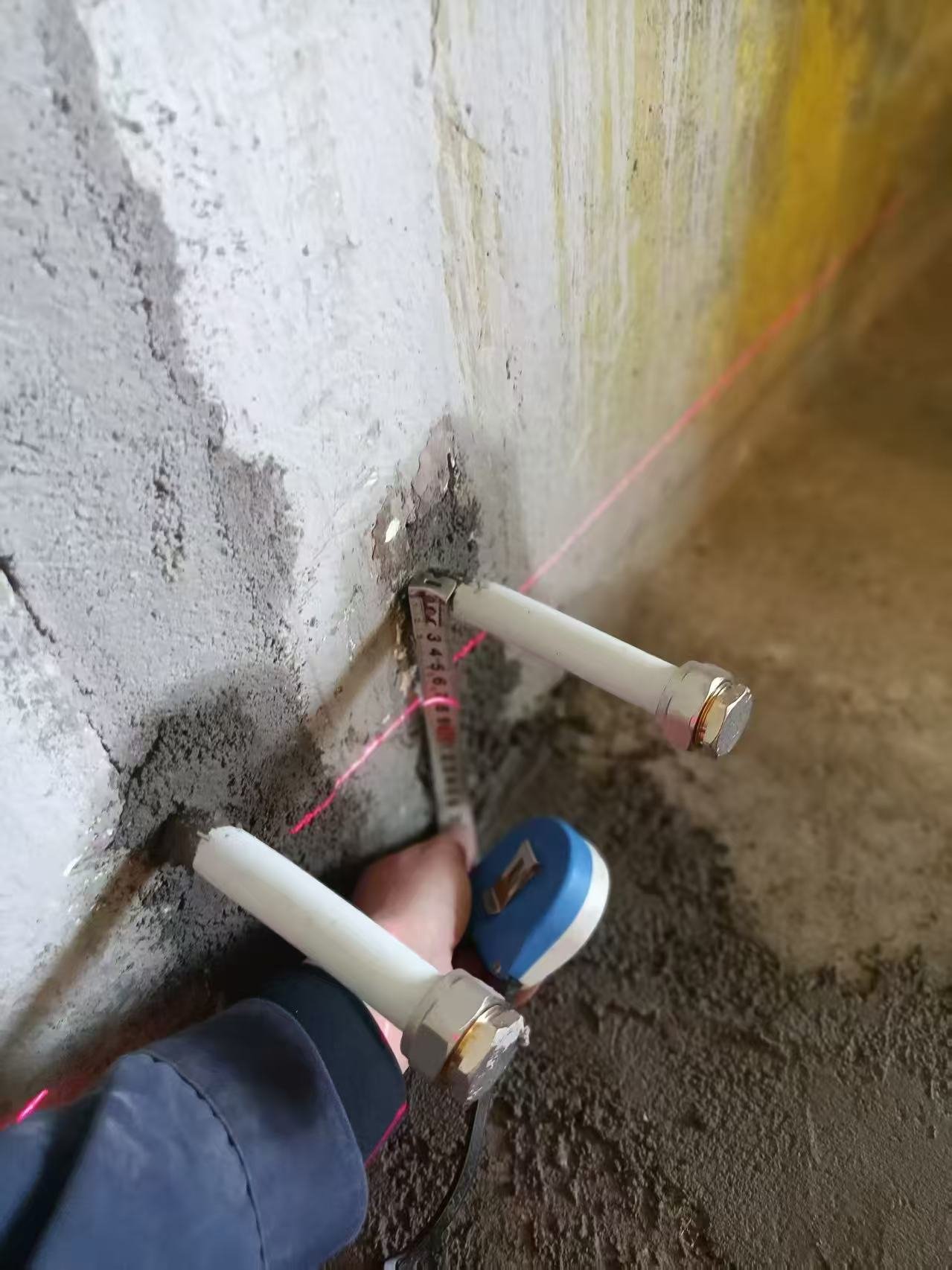 滨湖长滩花园X老师暗埋暖气片隐蔽工程02