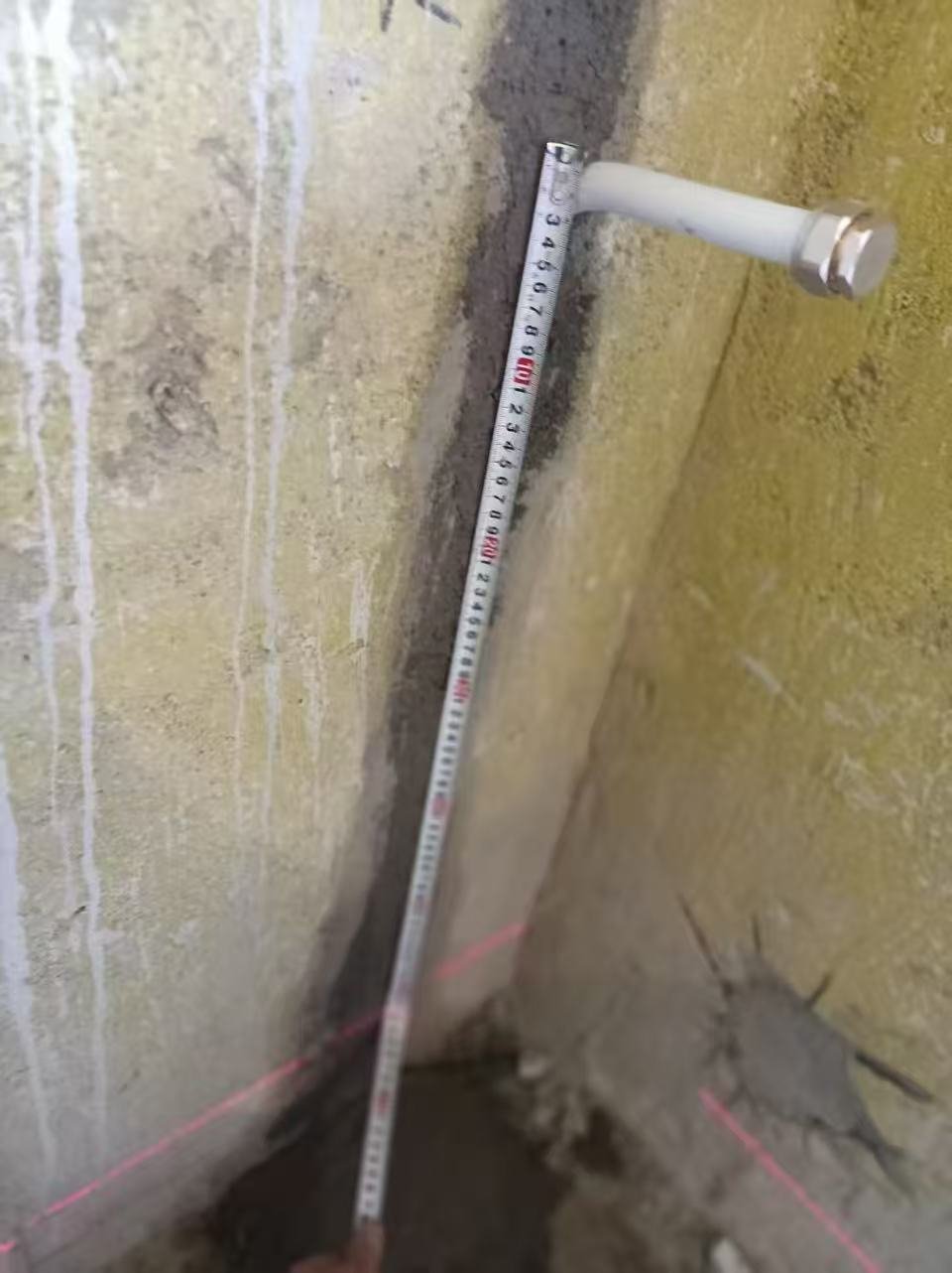 滨湖长滩花园X老师暗埋暖气片隐蔽工程20