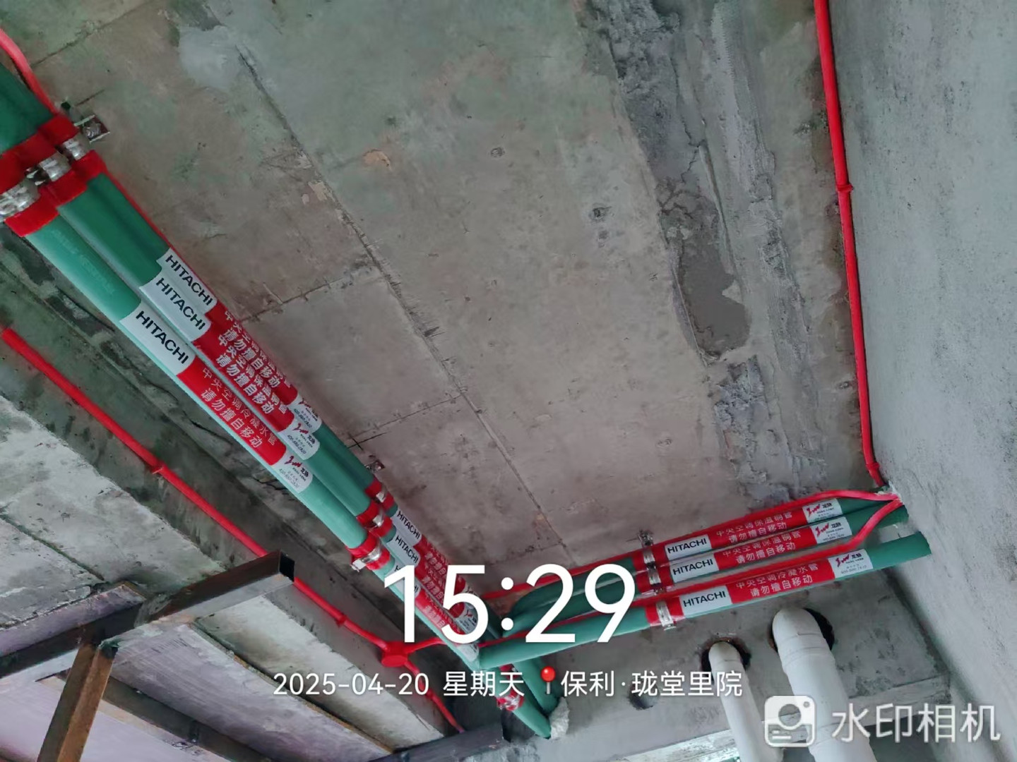 成都成华区保利珑堂里院苏老师日立尊睿无界空调管道安装2实景