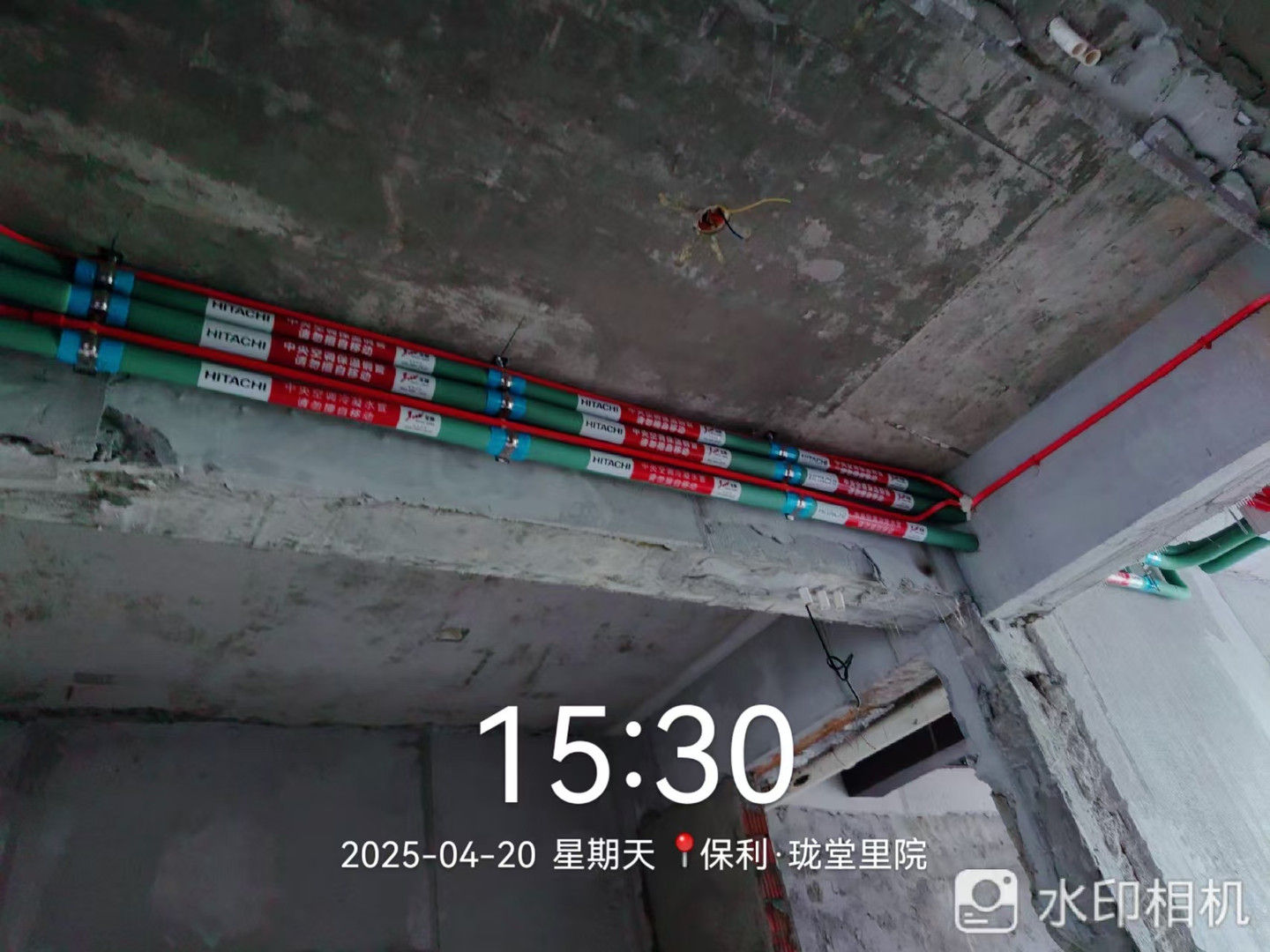 成都成华区保利珑堂里院苏老师日立尊睿无界空调管道安装4实景