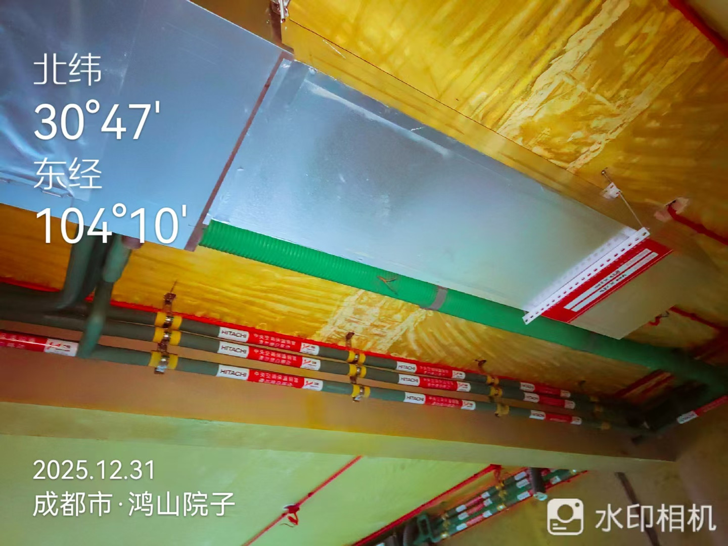 成都龙脉暖通鸿山院子-日立空调内机风道安装施工实拍