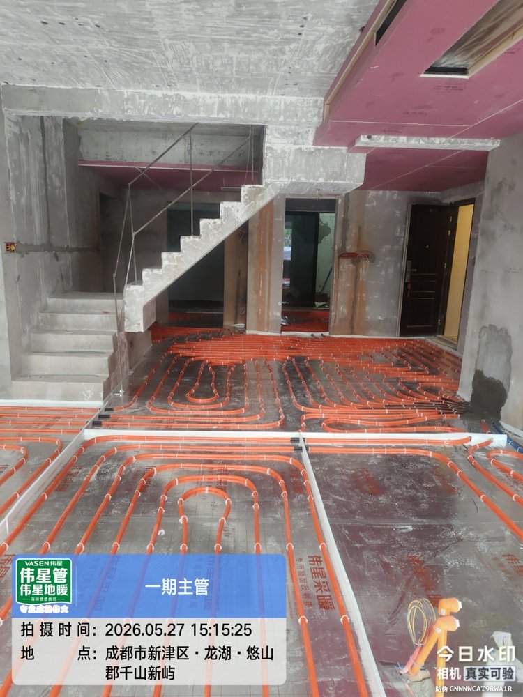 一楼大厅管道铺设全景-10