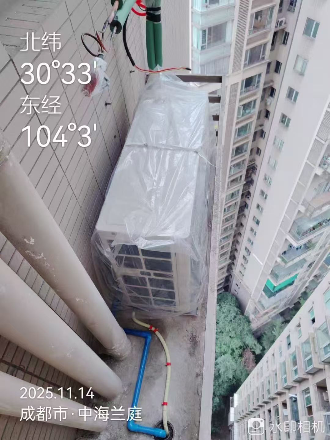 成都高新区中海兰庭曾老师日立舒享中央空调外机安装实景