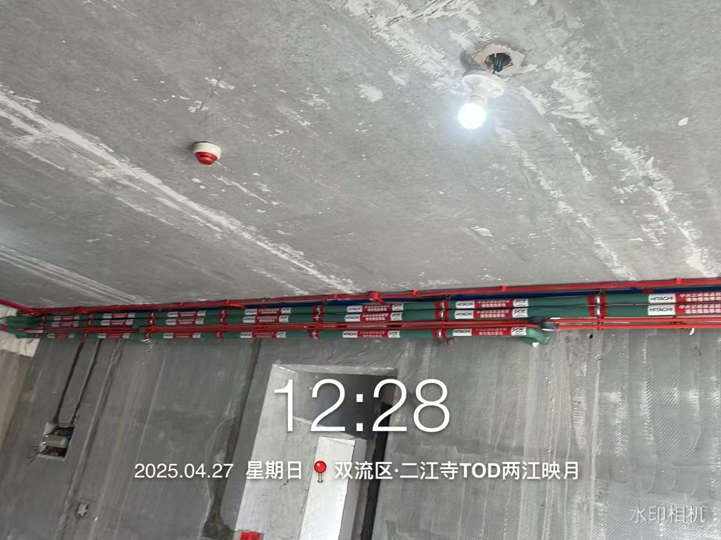 成都双流区两江映月米老师日立中央空调进场施工照
