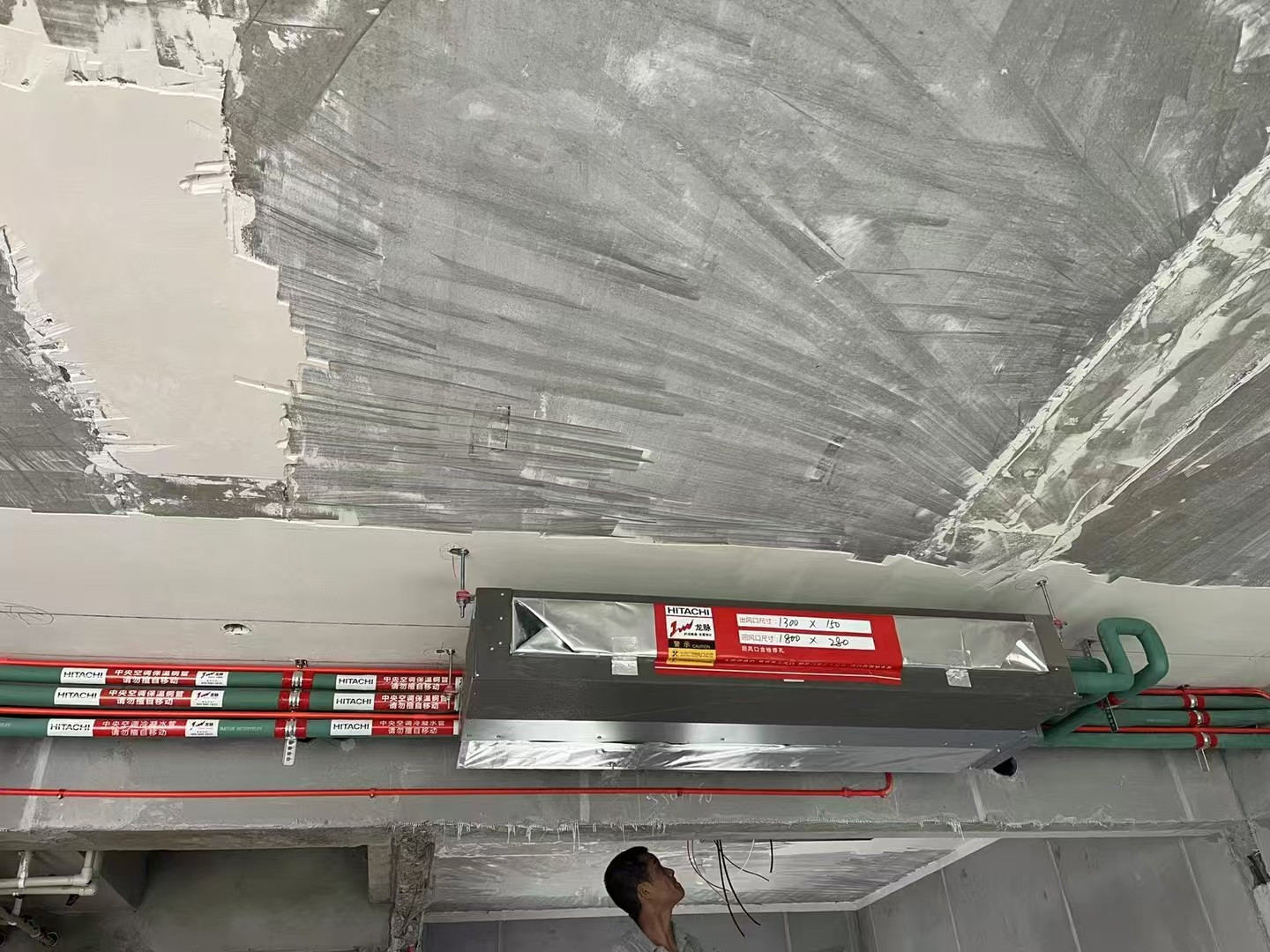 逸都国际-黄老师空调内机安装2