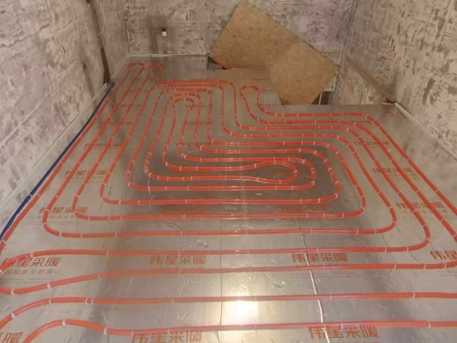 成都市双流区中建鹿溪澜岸-叶老师-地暖盘管铺设-02