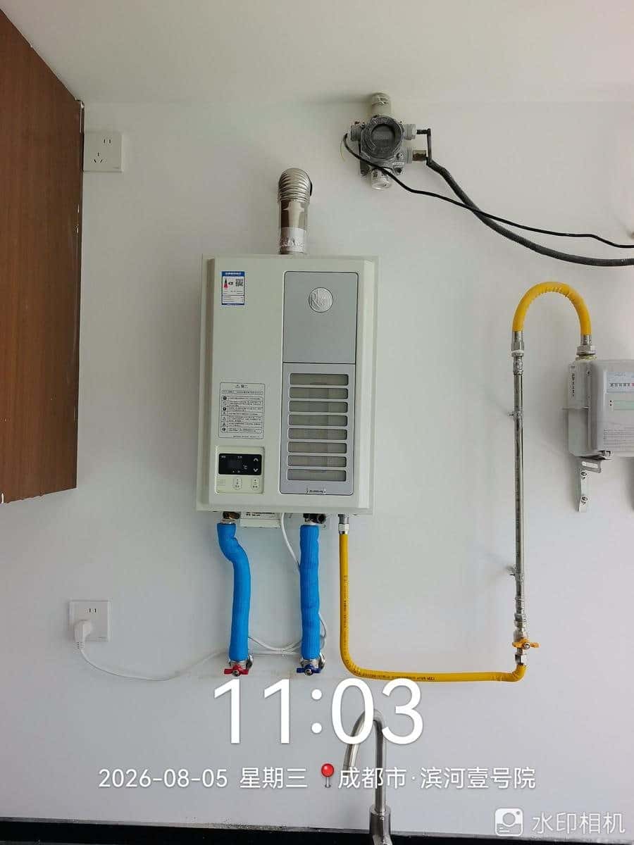 成都成华区滨河壹号院-热水器调试 龙脉暖通售后