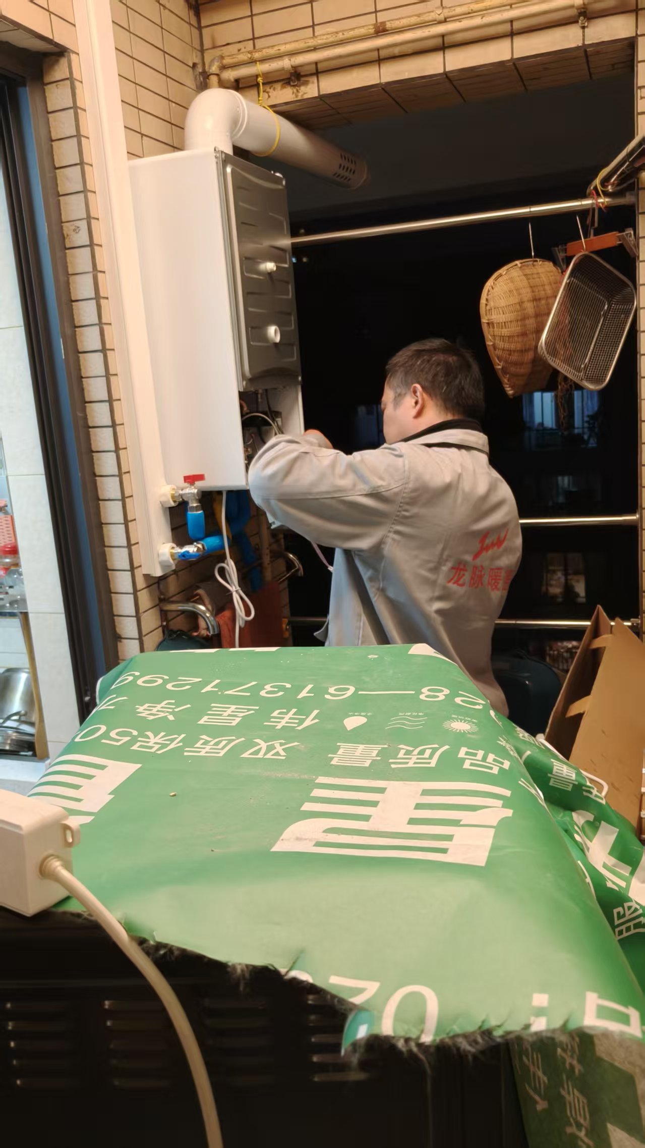 锅炉和烟管安装实景十